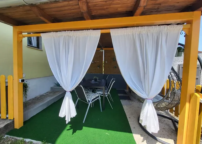 Apartment Lana